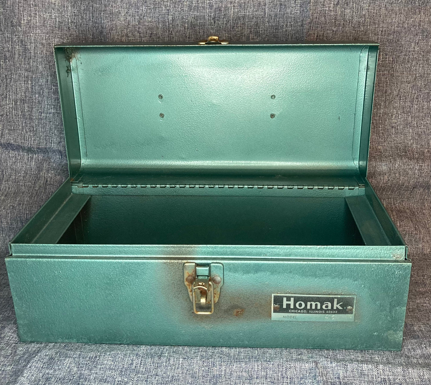 Homak Hammered Steel Toolbox with tray